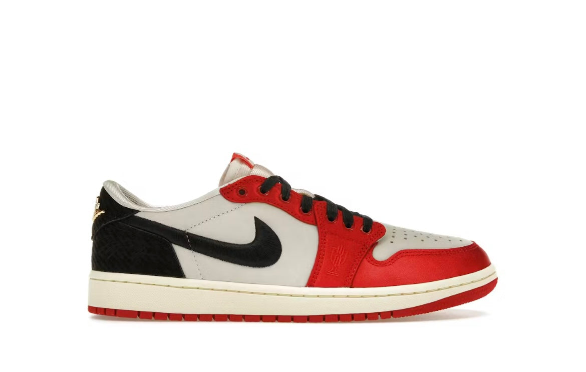 Jordan 1 Retro Low OG
Trophy Room Away