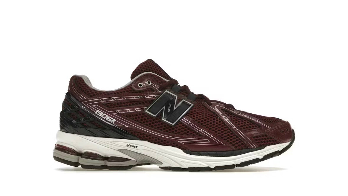 New Balance 1906R
Burgundy Black