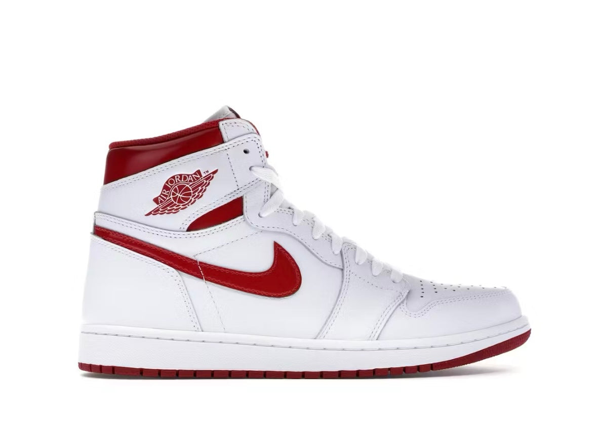 Jordan 1 Retro
Metallic Red (2017)