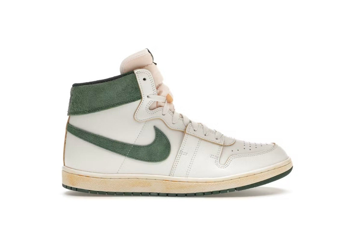Nike Jordan Air Ship PE SP
A Ma Maniére Green Stone