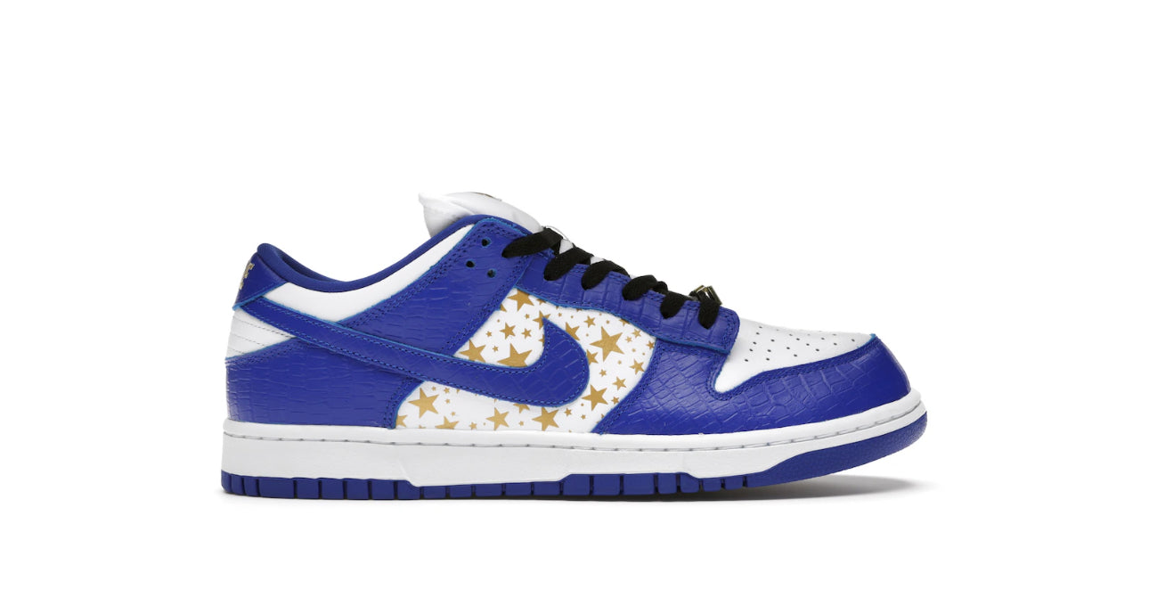 Nike SB Dunk Low
Supreme Stars Hyper Royal (2021)
