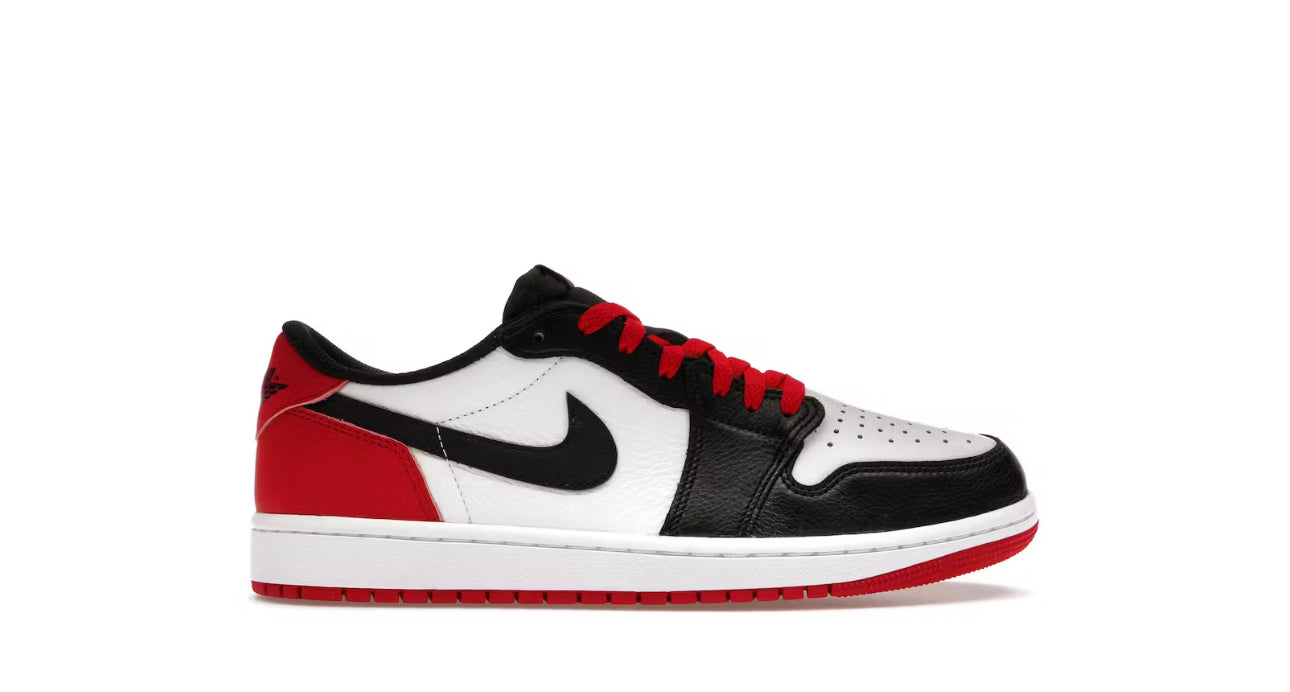 Jordan 1 Retro Low OG
Black Toe (2023)