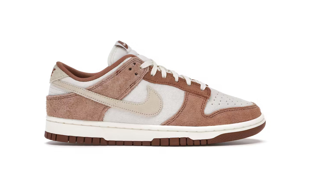 Nike Dunk Low Medium Curry