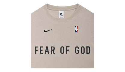 Fear of God x Nike Warm Up T-shirt
Oatmeal