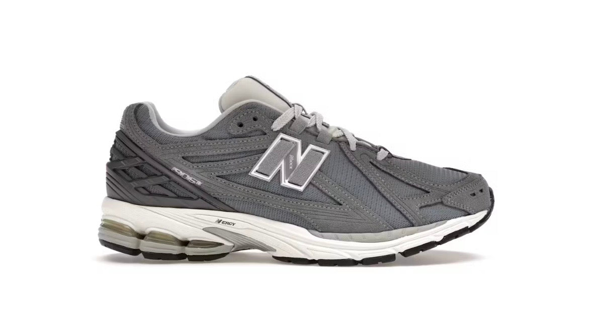 New Balance 1906R
Titanium