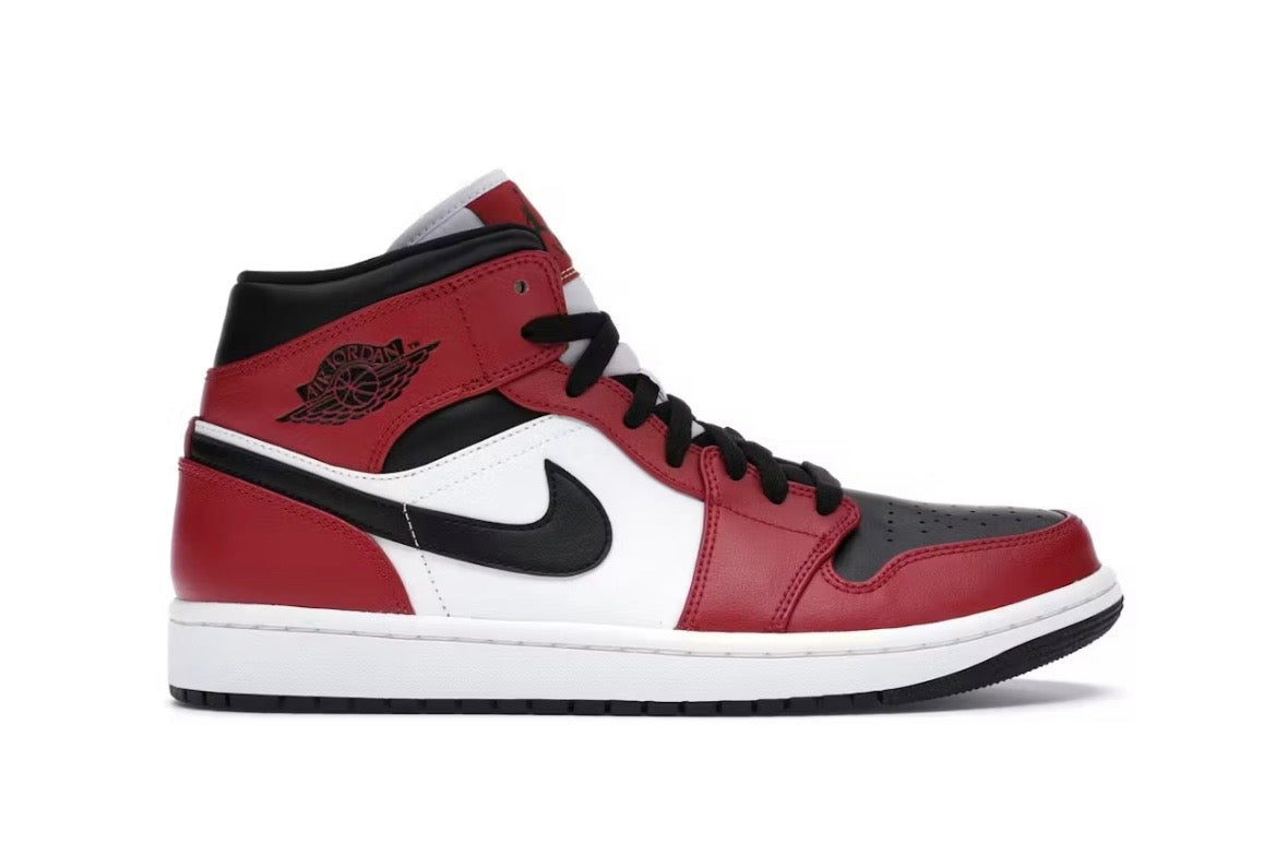 Jordan 1 Mid Chicago Toe