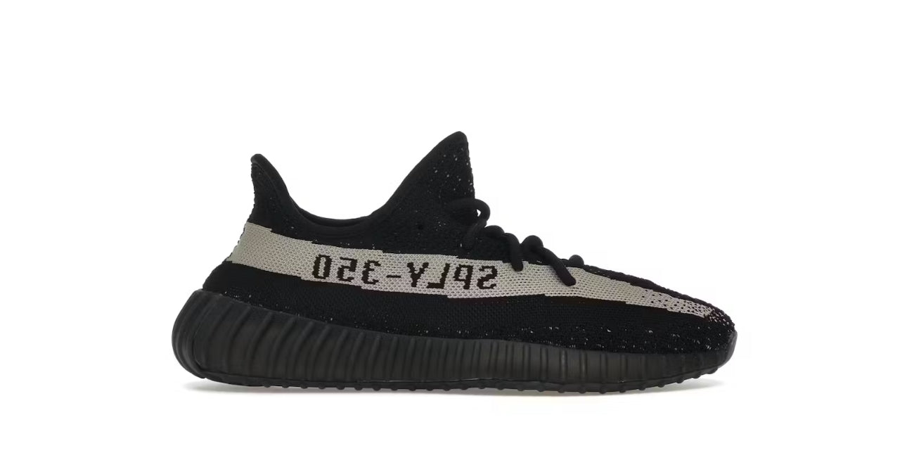 Adidas Yeezy Boost 350 V2
Core Black White