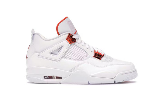 Jordan 4 Retro
Metallic Orange