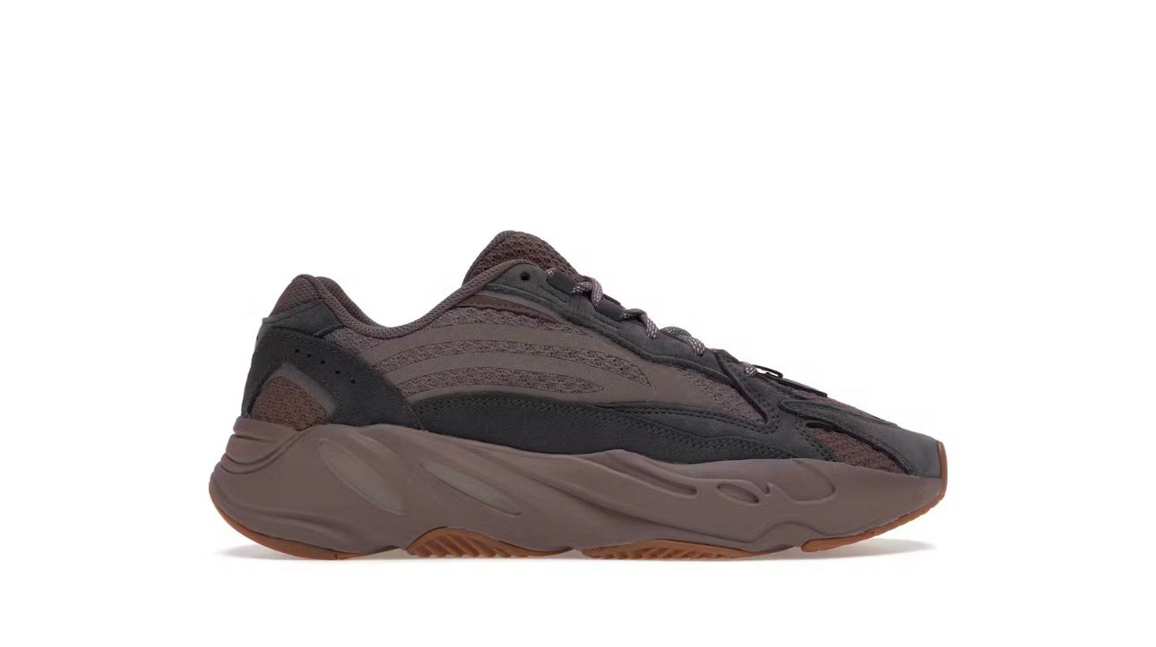 Adidas Yeezy 700 Mauve